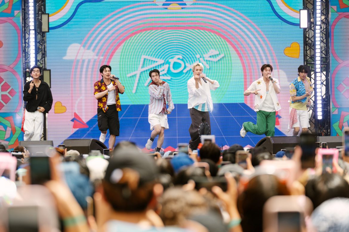 สุดมันส์สุด “ RoV Arena of ThaiRhythm” ยกภาพยนตร์กิจกรรมสุดมันส์ไปกับสายเกมที่เซ็นทรัลเวิลด์พร้อม “ THAILAND’S SONGKRAN FESTIVAL 2025” สาดความสุขทั่วไทย