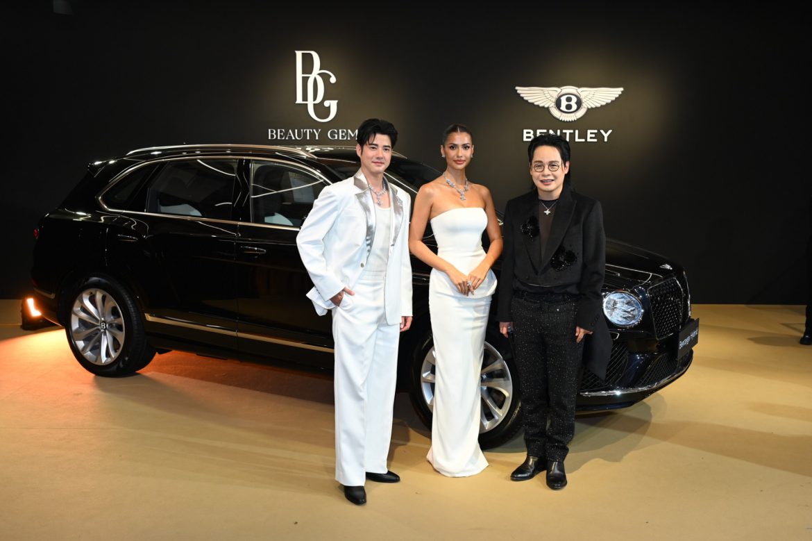 “มาริโอ้ – แอนโทเนีย – นัท มีเรีย” ออร่าพุ่ง! ร่วมงานโชว์เครื่องประดับชั้นสูง “บิวตี้เจมส์” 