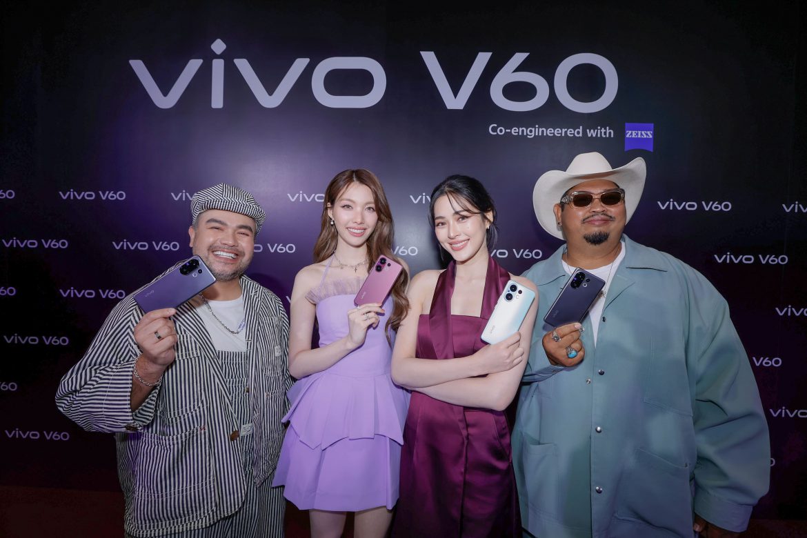 ‘หลิง – ออม’ แท็กทีมอวดสมาร์ตโฟนพอร์ตเทรตระดับโปร พร้อมเสิร์ฟความสวยในงานเปิดตัว vivo V60