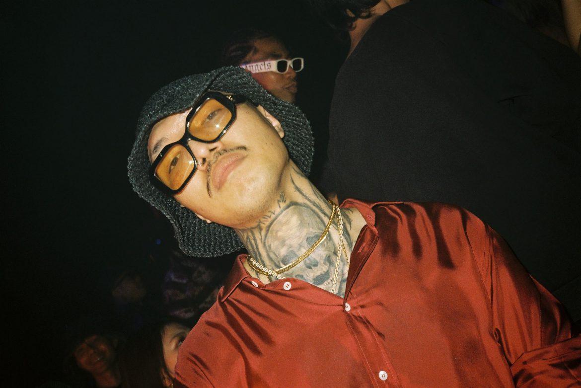 “YOUNGOHM” เปิดตัวอัลบั้มใหม่พร้อม 13 เพลง!! ที่เล่ามุมมองคนกลางคืนในทุกแง่มุม ผ่านงาน “ไฟกลางคืน” Album Listening Party!!