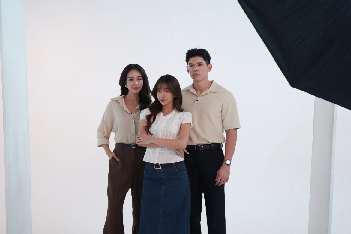 WERS Entertainment จัดฟิตติ้งใหญ่ อุ่นเครื่องความคึกคัก ส่องลุคแด๊ดดี้ครั้งแรก ‘ฟลุ๊ค-แสงเหนือ’ ในซีรีส์ “เรียกแด๊ดสิธาร (Your Dear Daddy)”
